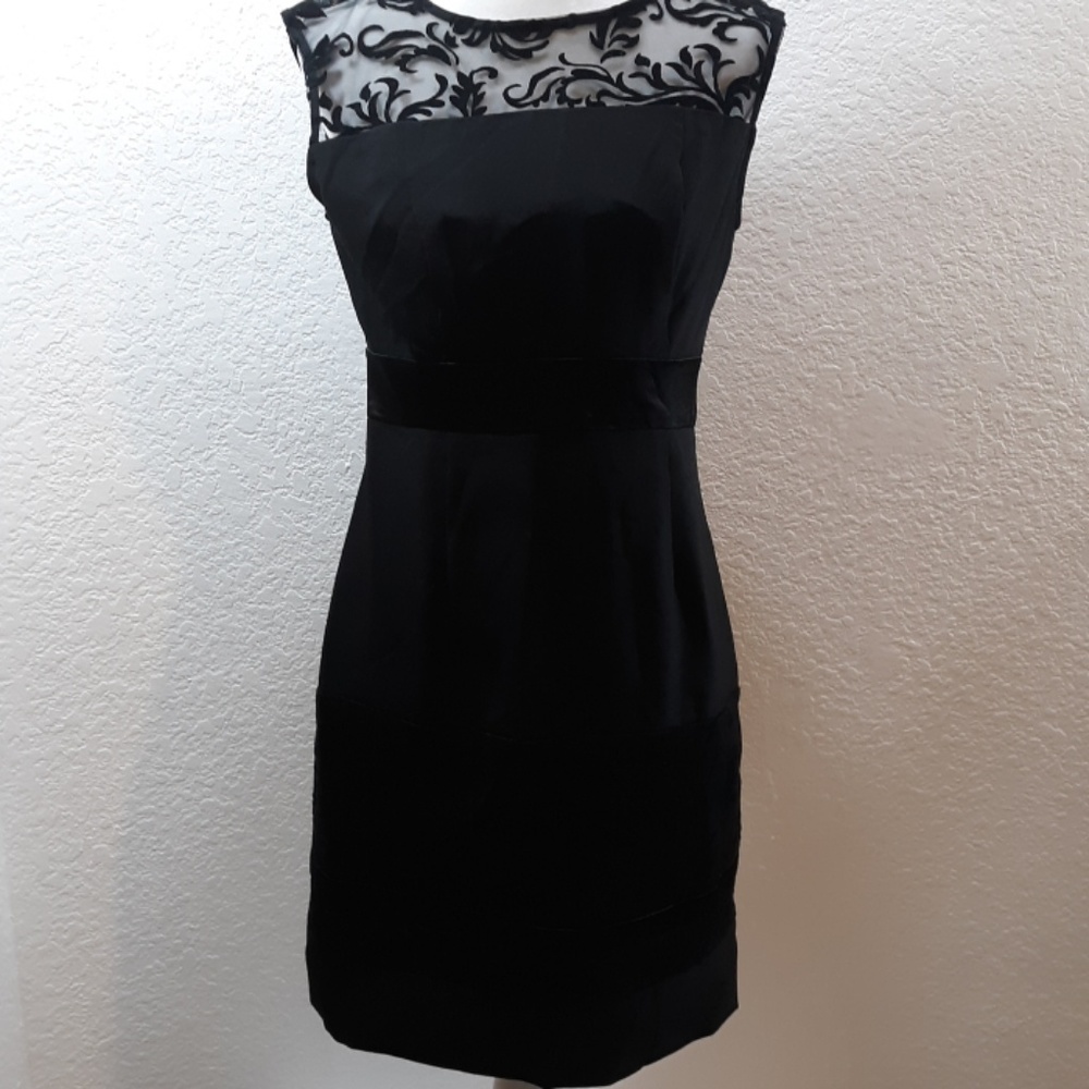 Dress, Sandra Darren, size 6